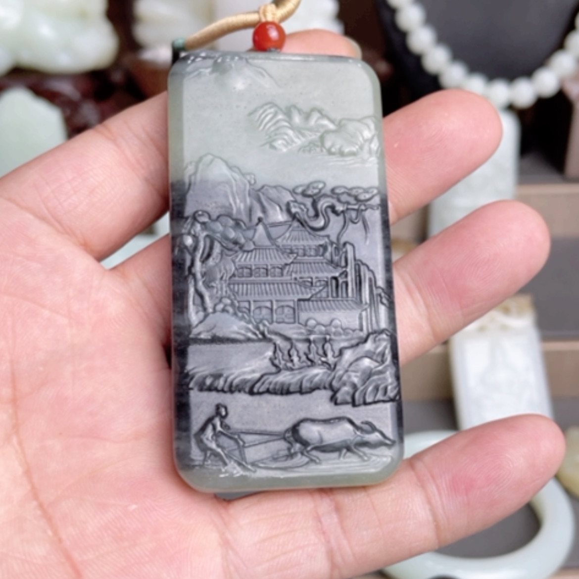 【闪购商品】颈饰未镶嵌和田玉