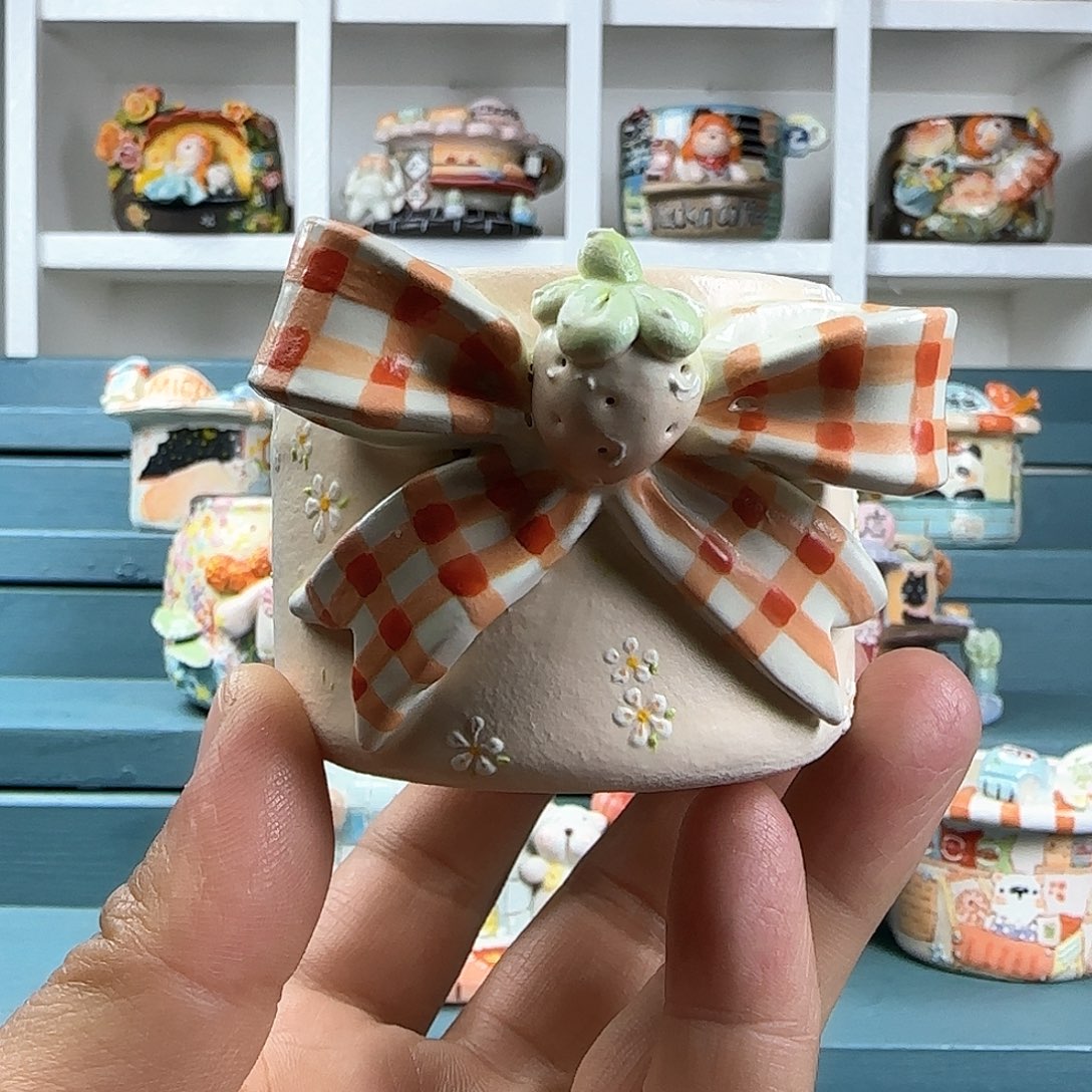 多肉花盆：草莓蝴蝶结