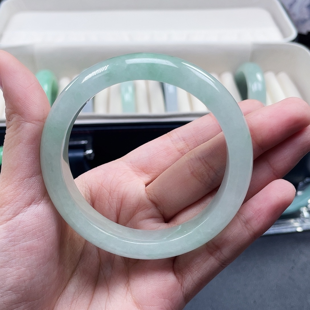 你***a抖音单号：2135837