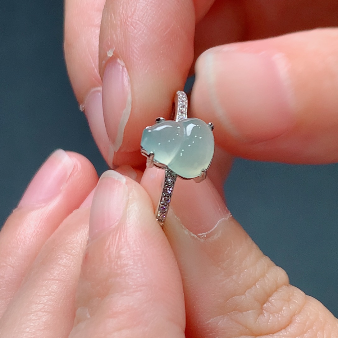 未镶嵌戒指翡翠翡翠