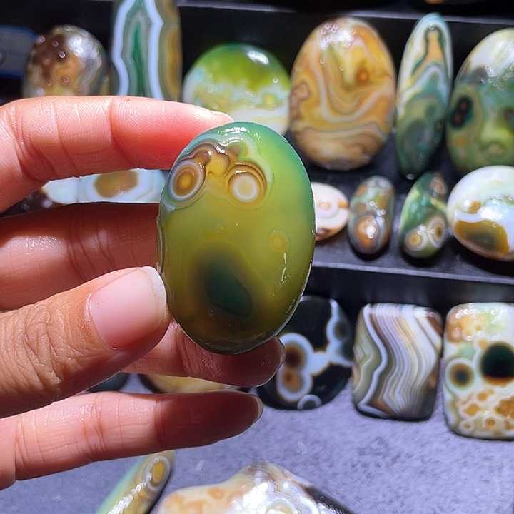 玛瑙/玉髓珠宝奇石未镶嵌