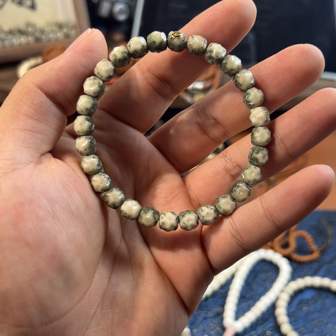 C***l星月菩提手串8改单金无相单圈