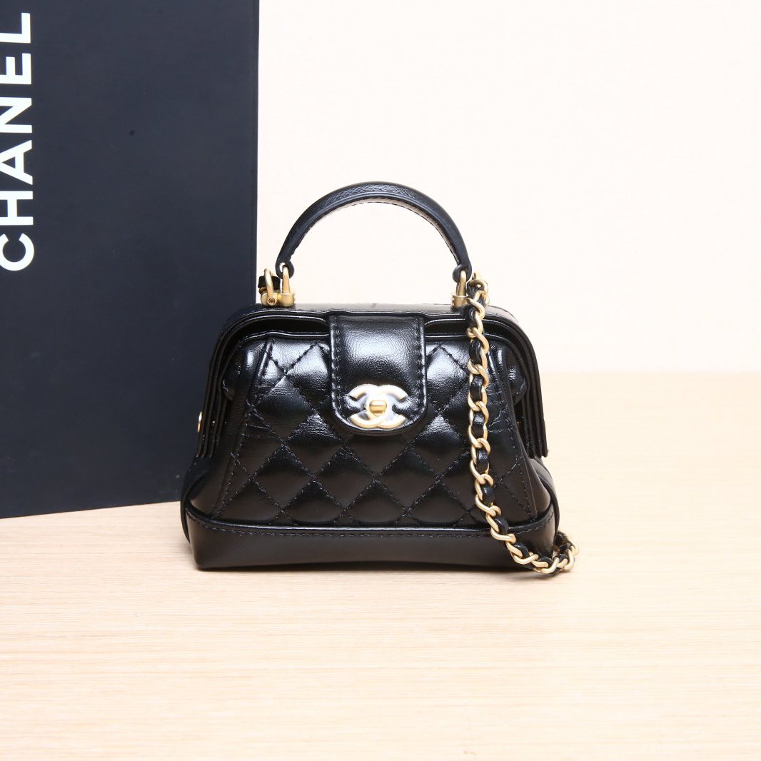99新 Chanel/香奈儿 24A 医生包/超mini 13.5CM单肩包P205335380