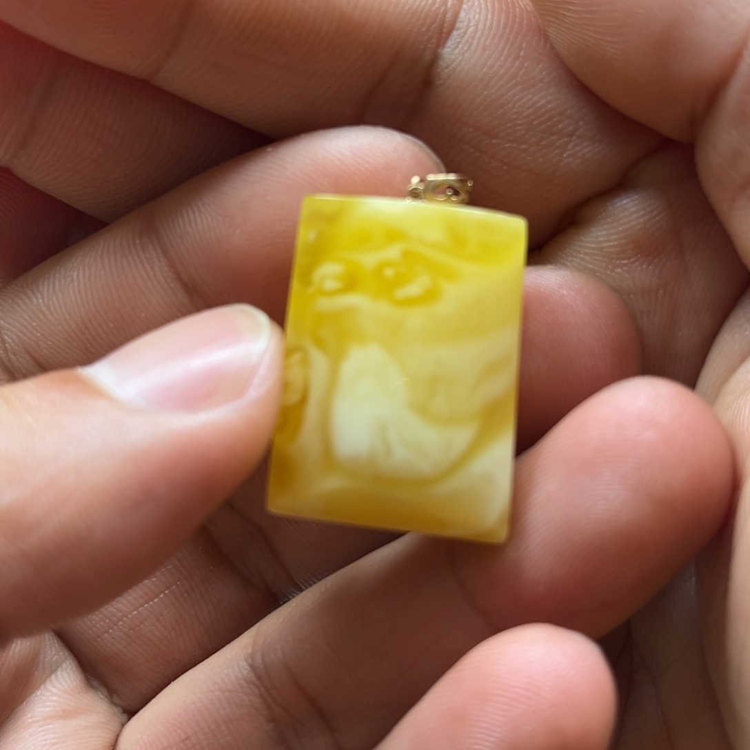 蜜蜡珠宝奇石未镶嵌