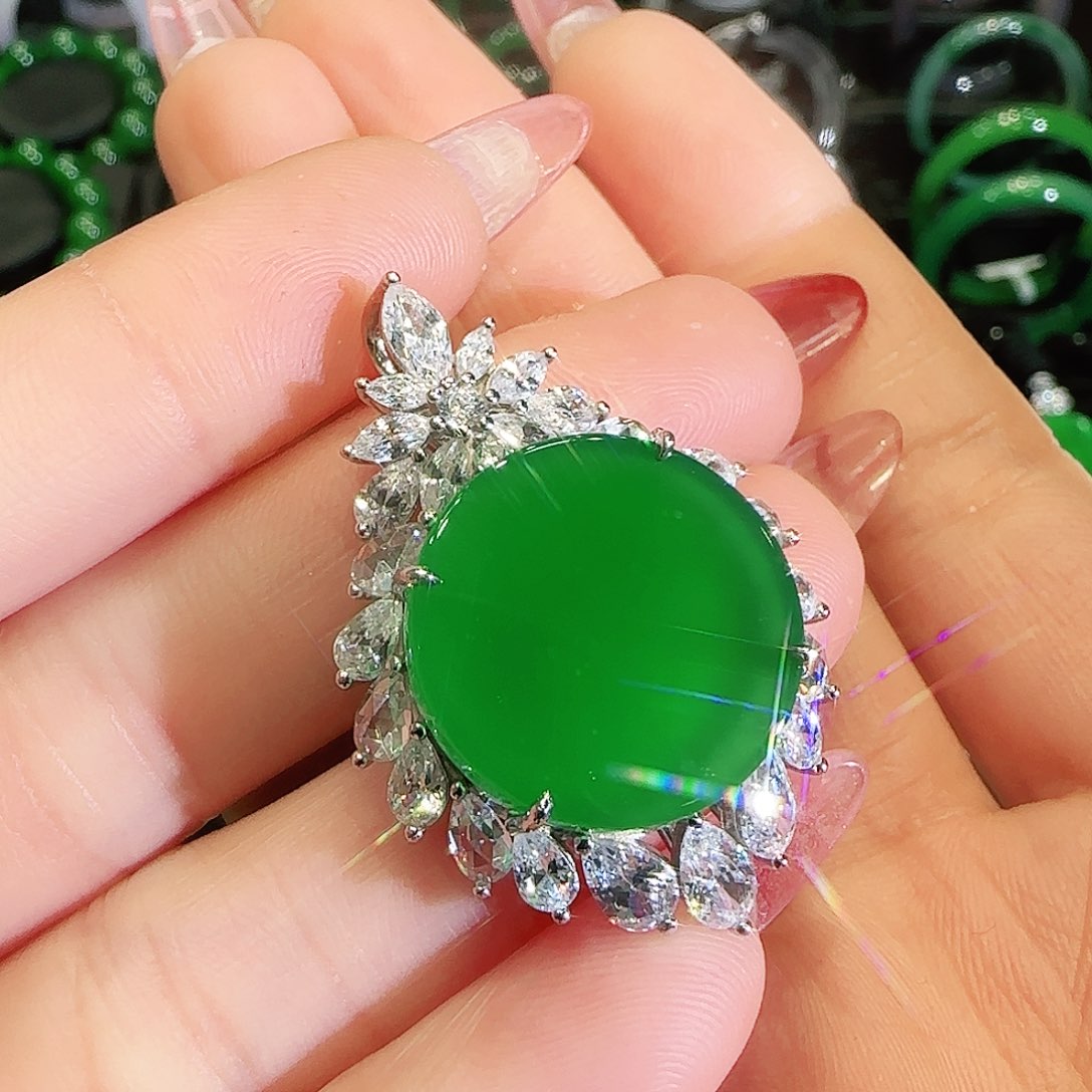 玛瑙/玉髓 吊坠未镶嵌