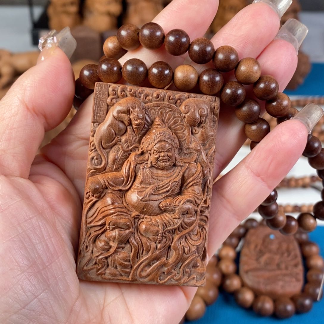 檀香木手串/手链不****?老山檀香横纹黑肉黄财神手持