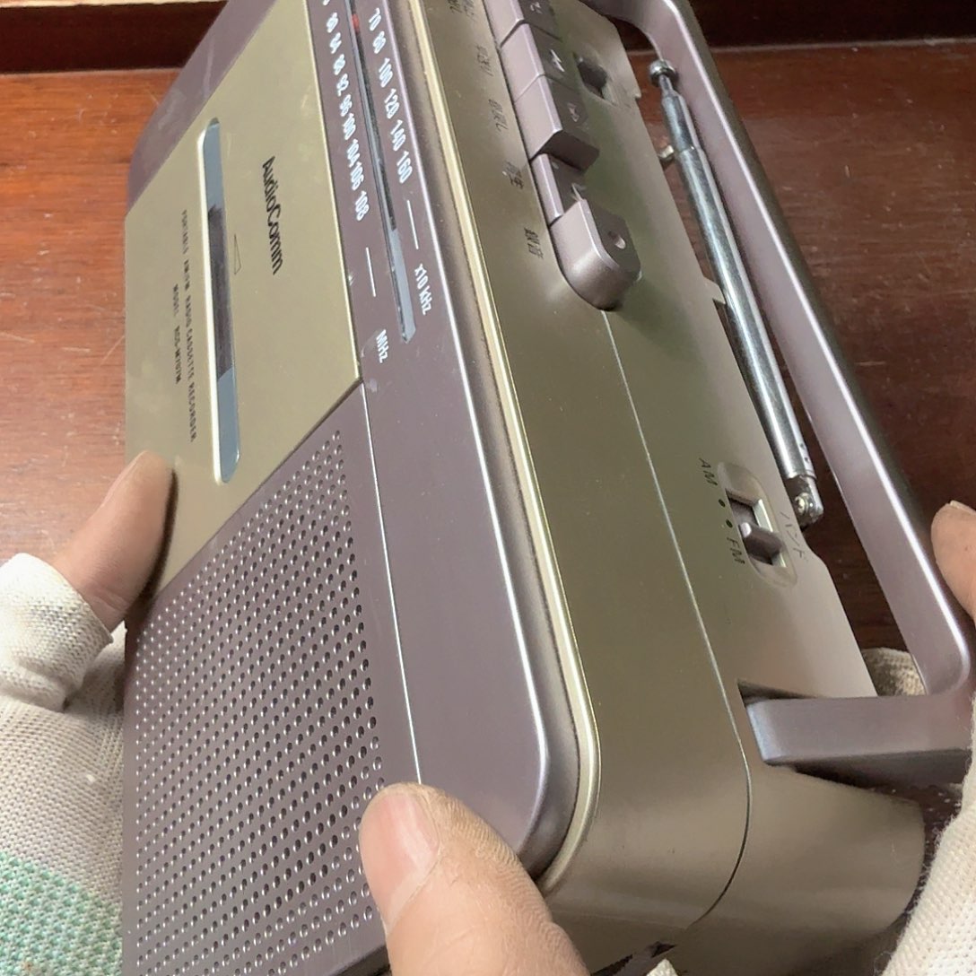 梅***件中古商品，瑕疵品，不保好坏。680