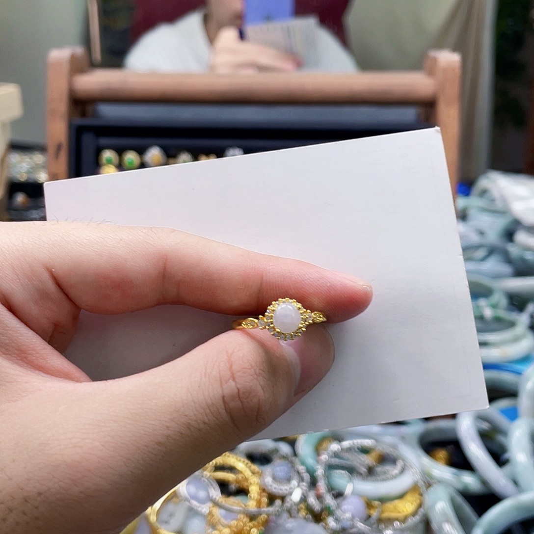 翡翠未镶嵌颈饰天然Ａ货翡翠