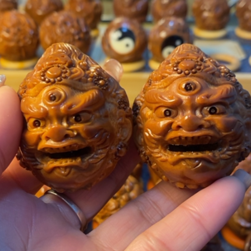 【闪购商品】橄榄核手串/手链?****精品核雕