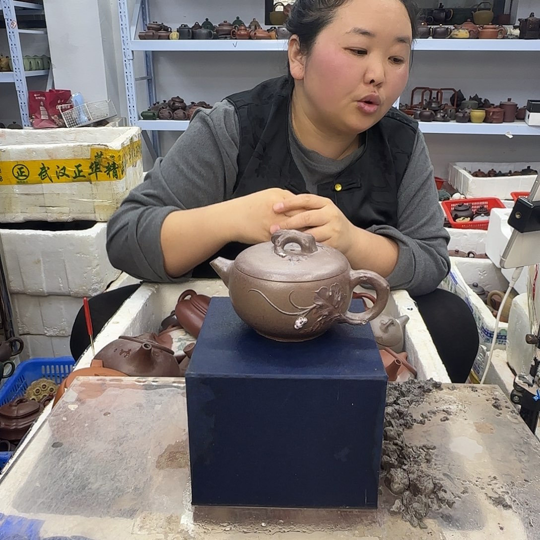 茶壶紫砂宜兴紫砂壶瑕疵处理