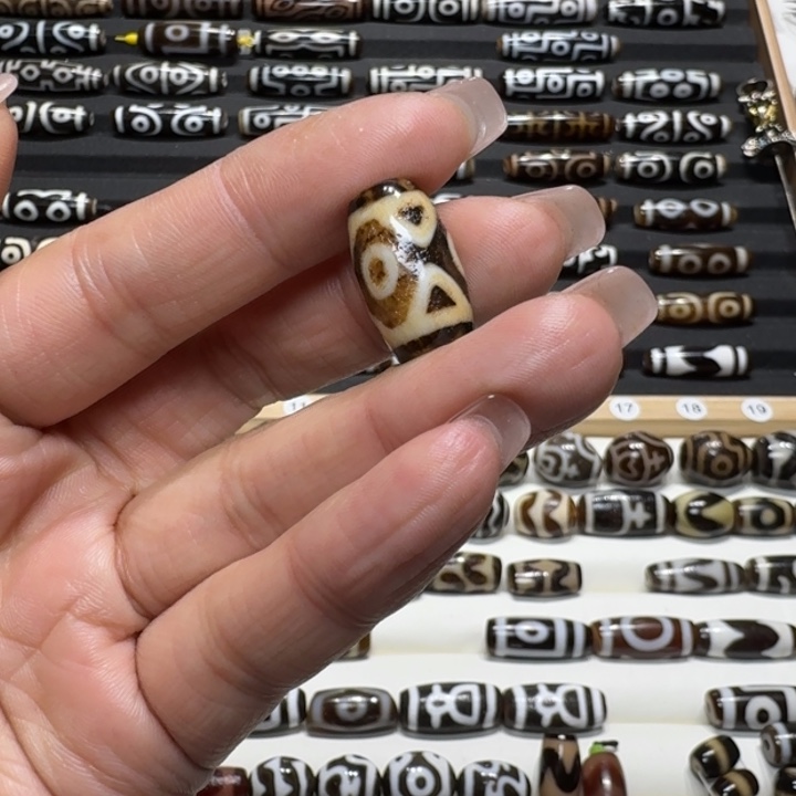 单***万玛瑙/玉髓未镶嵌颈饰