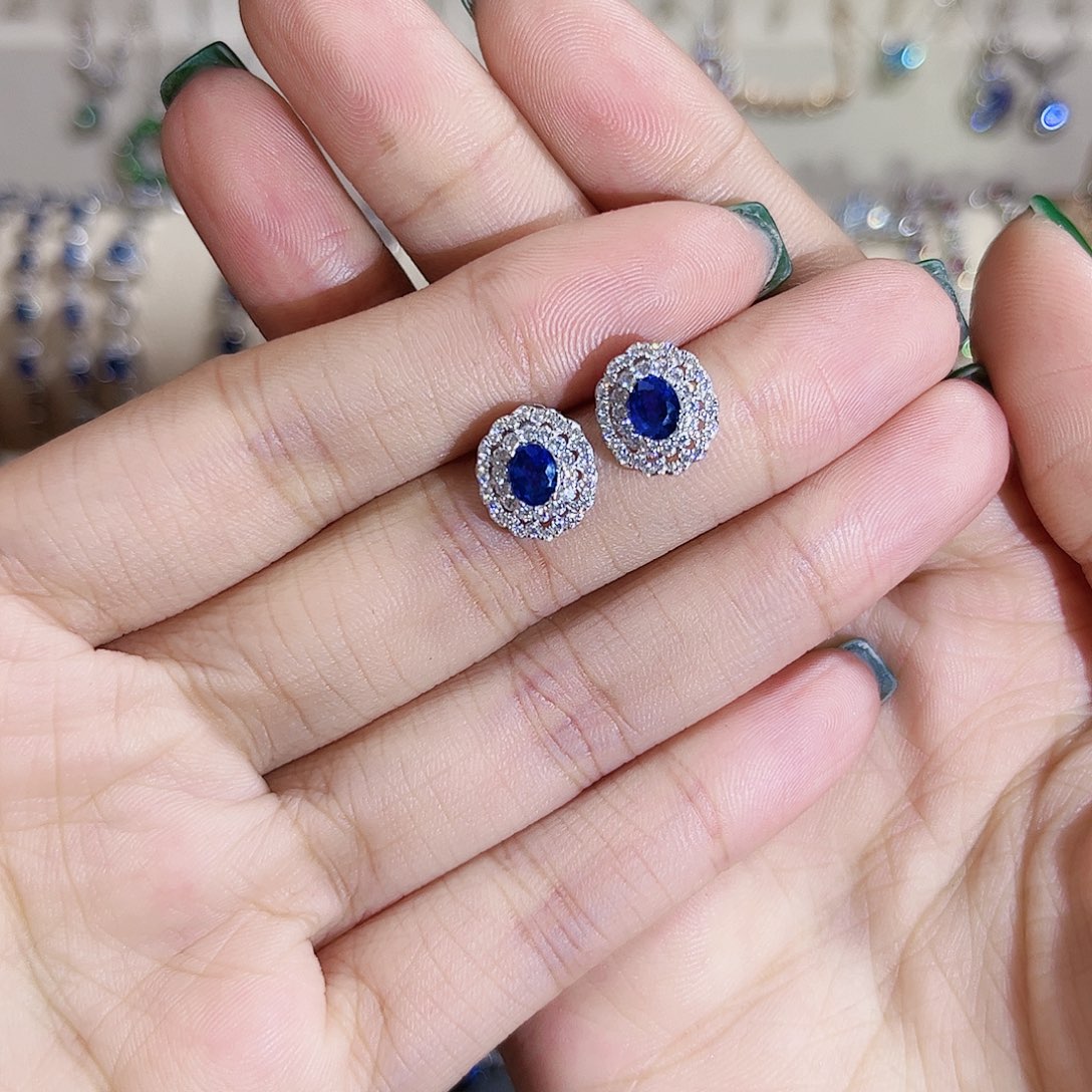 蓝宝石耳饰银S925镶嵌