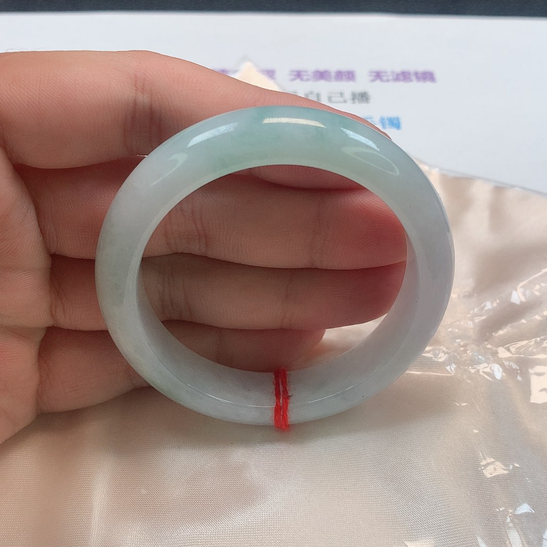 翡翠手镯未镶嵌319号