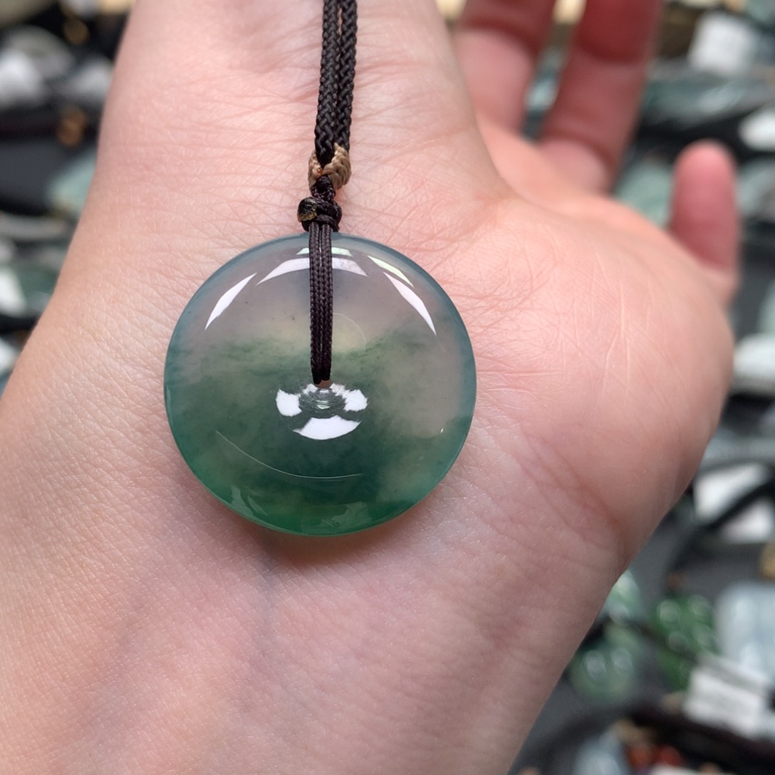 翡翠颈饰未镶嵌00000000000