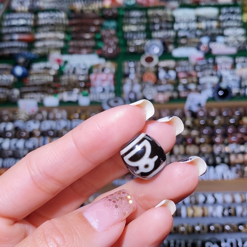 【闪购商品】玛瑙/玉髓散珠