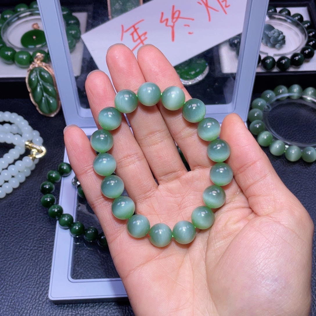 山***司和田玉未镶嵌手链