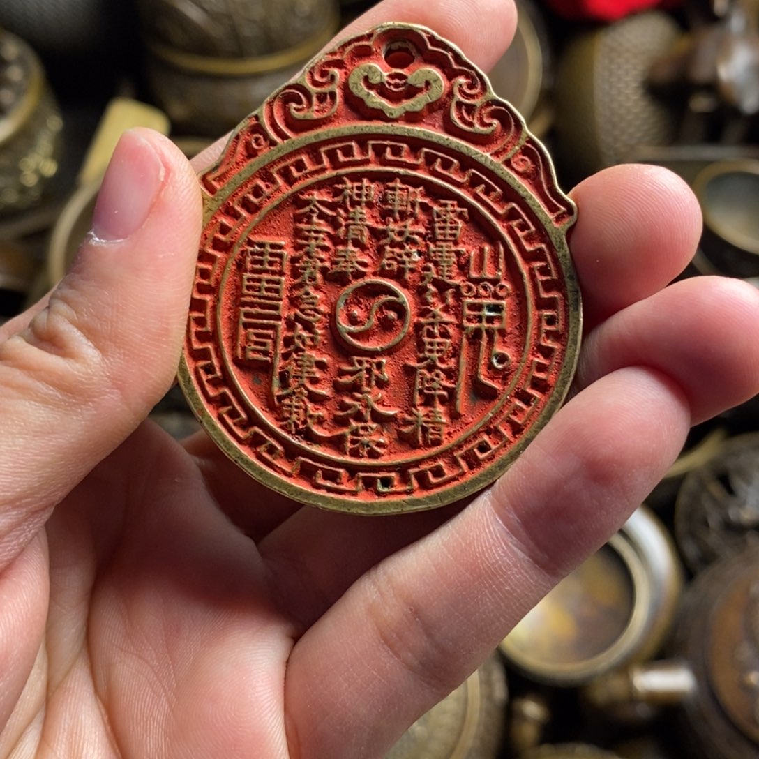 精美铜器做工精良