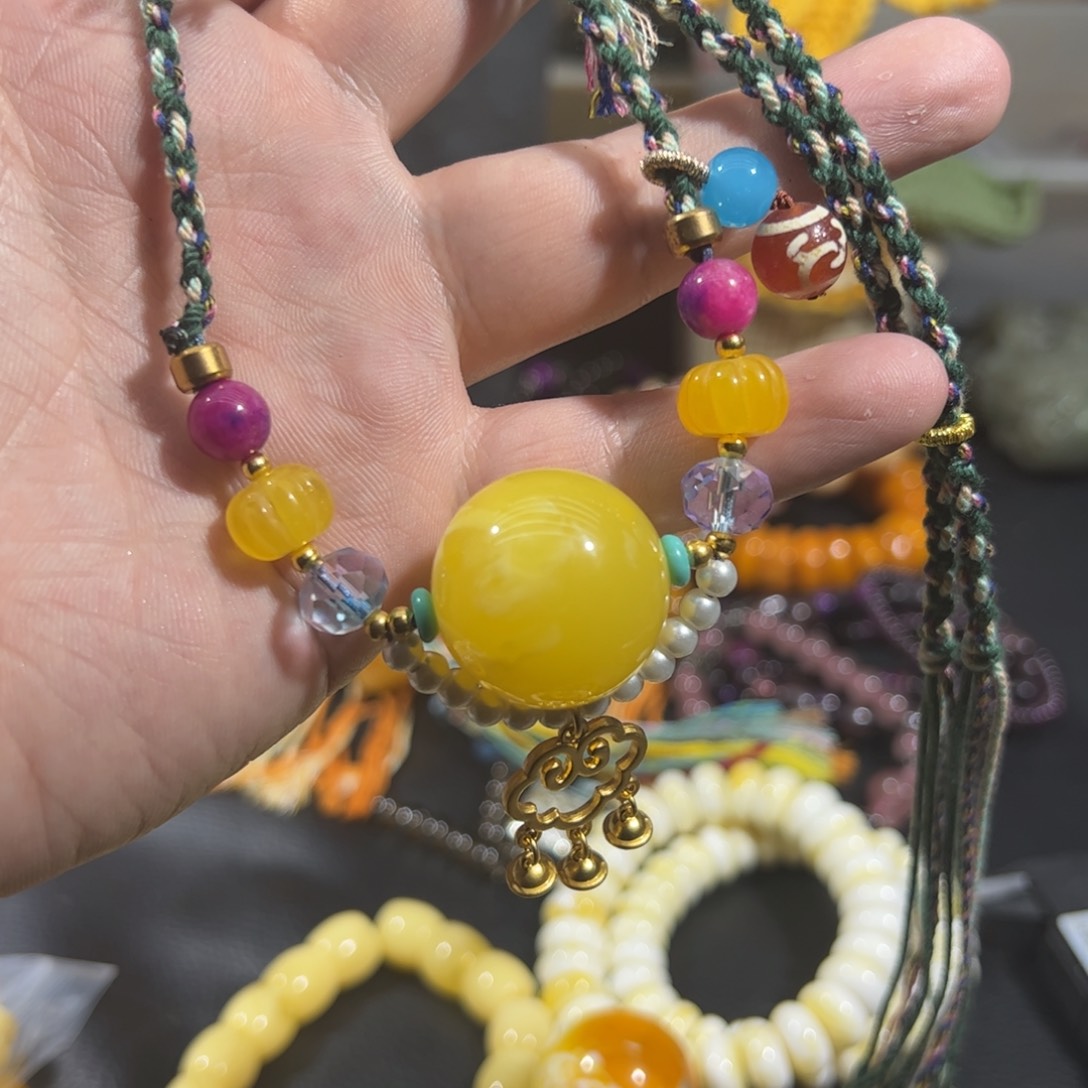 未镶嵌颈饰琥珀锁骨链