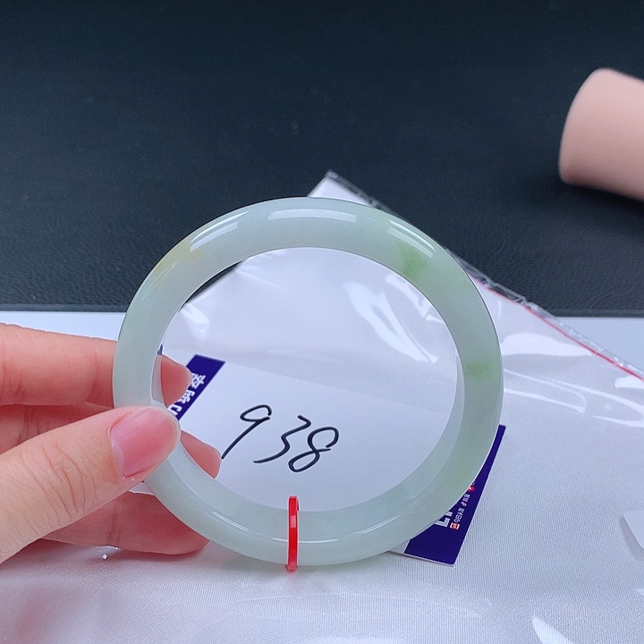 翡翠手镯未镶嵌62.7圈600033