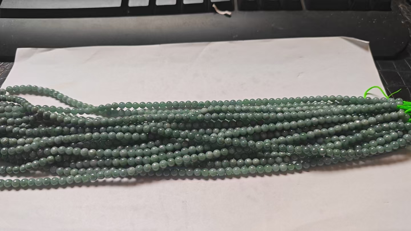 翡翠项链5mm左右多样性发其一C-182
