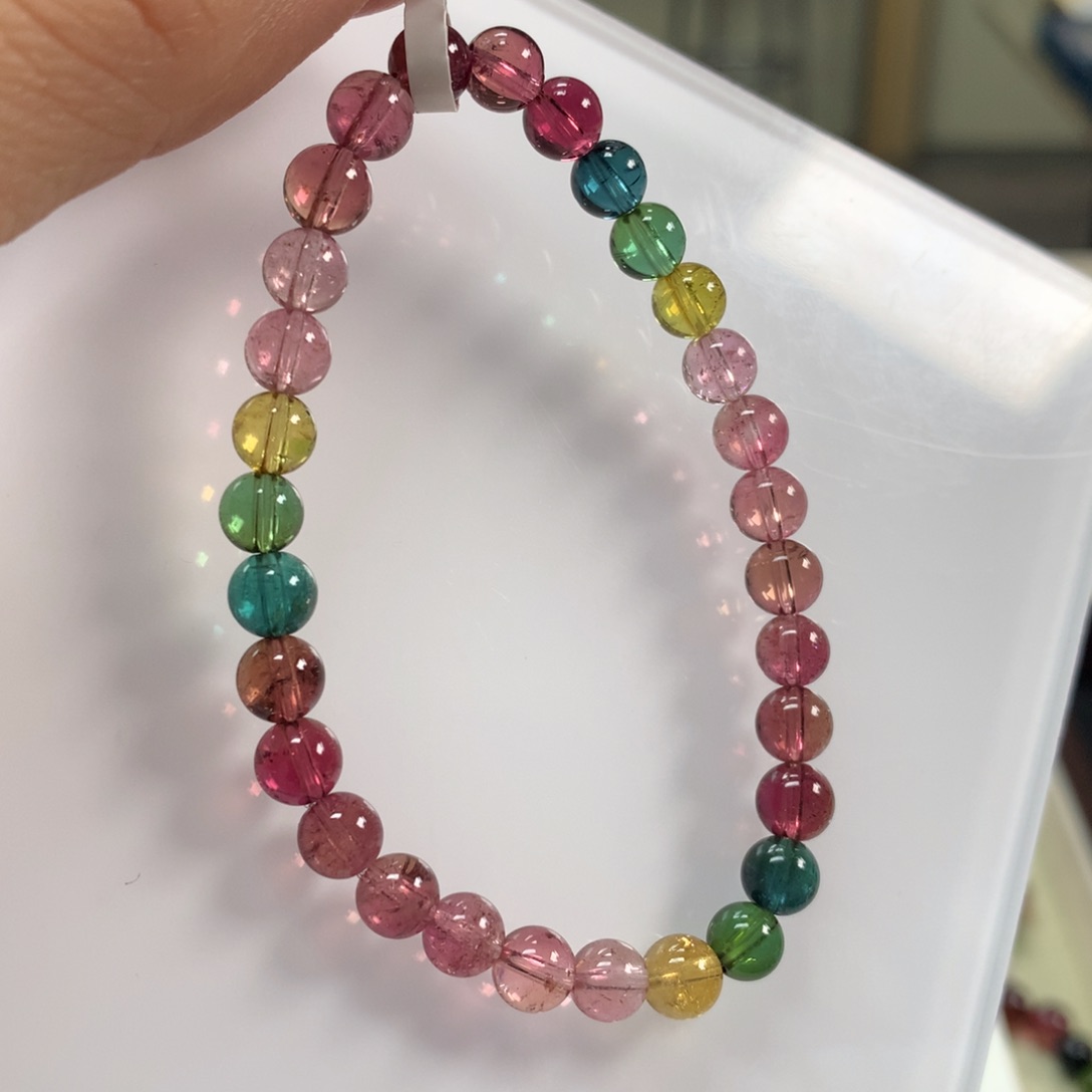 碧玺手链未镶嵌6.3毫米左右