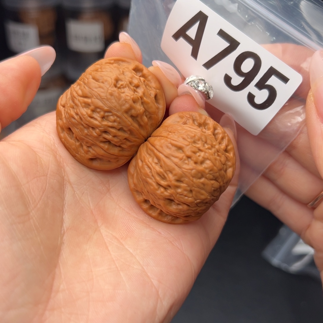 文玩核桃吊坠铁锤39全品