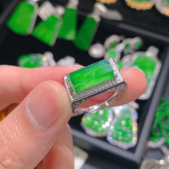 翡翠吊坠(不含链)银S925镶嵌