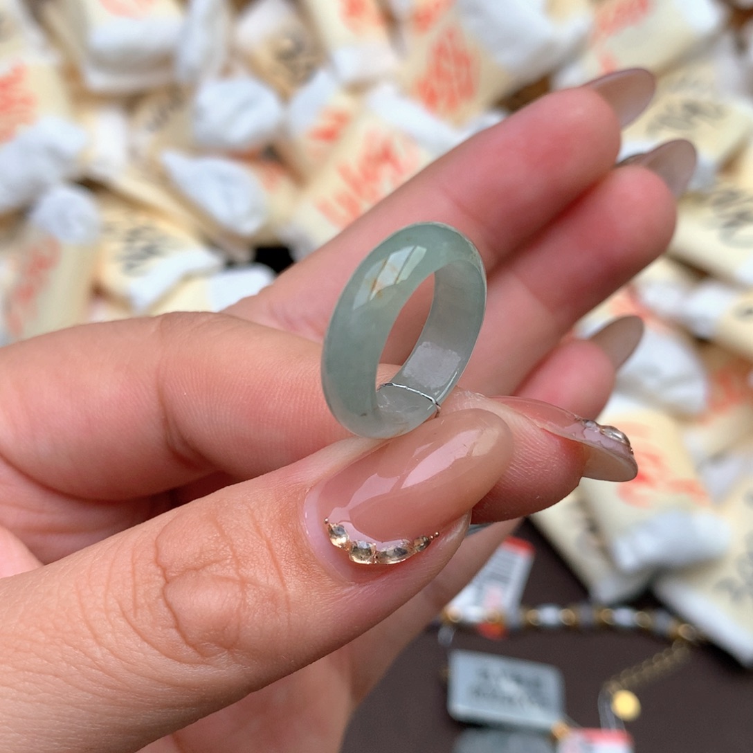 【闪购商品】翡翠戒指未镶嵌一