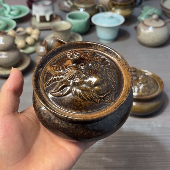微微瑕羊手抓壶特价