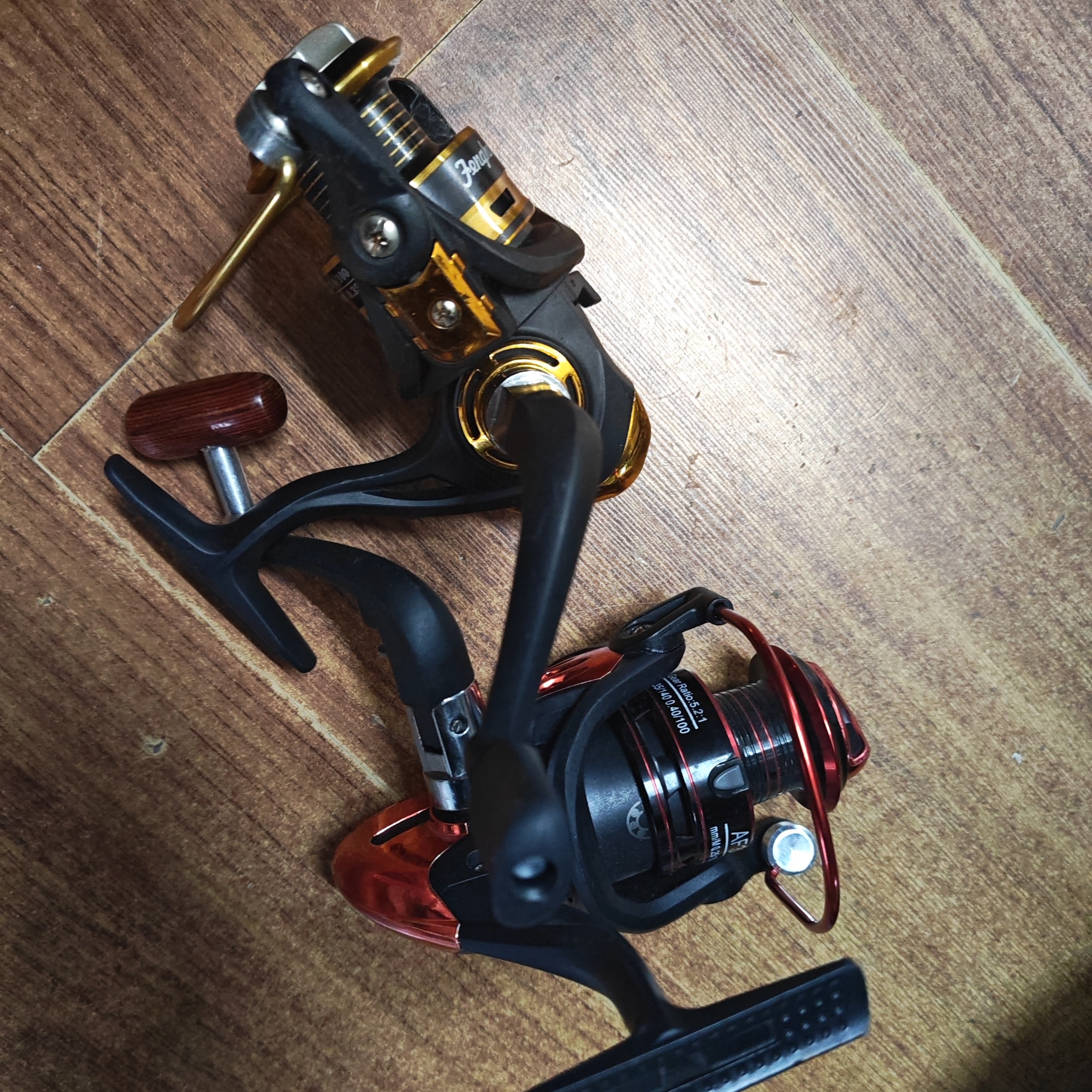 金属纺车轮子超好