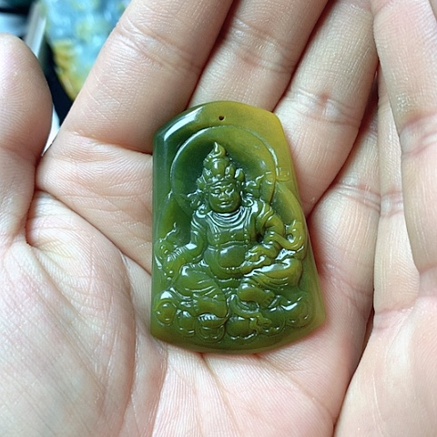 翡翠颈饰未镶嵌嘿*天然缅甸翡翠a货