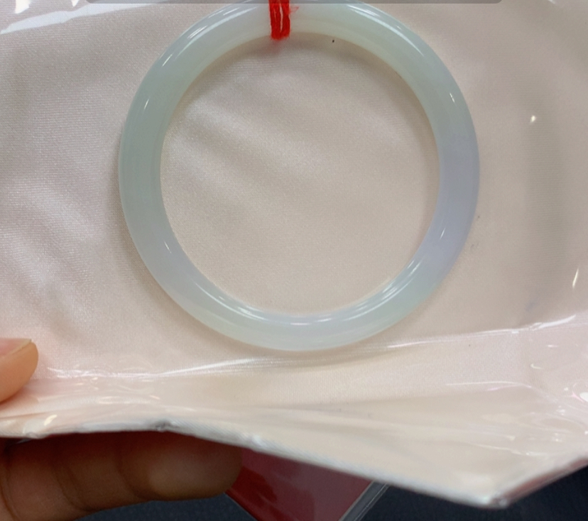 天然缅甸翡翠手镯