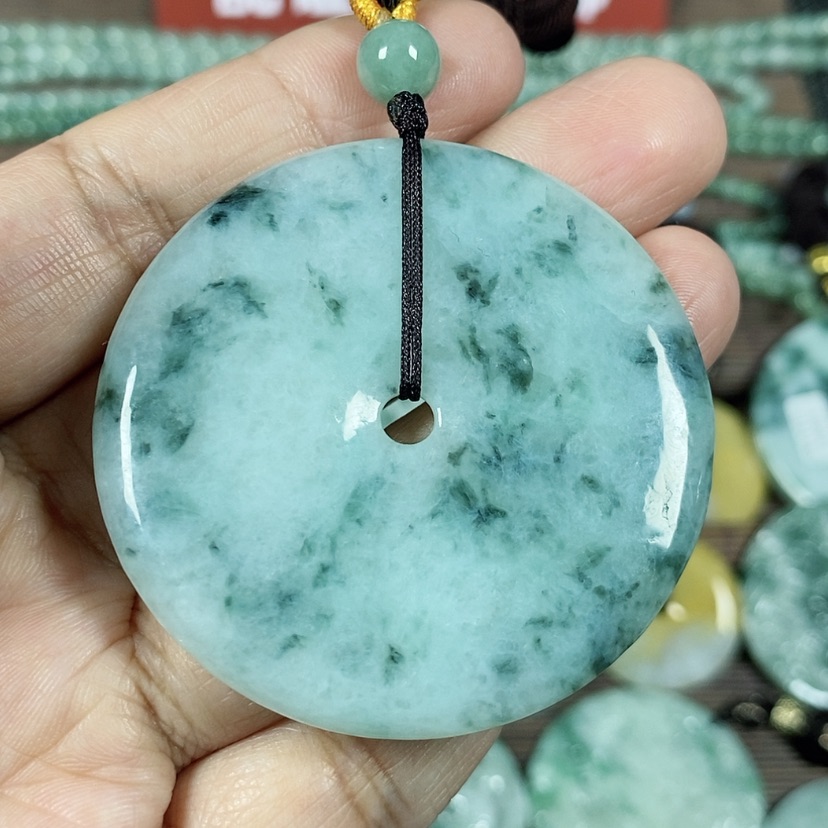 【闪购商品】翡翠颈饰未镶嵌玉吊坠翡翠玉大款平安扣