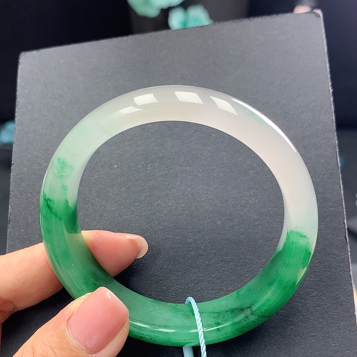 石英质玉手镯未镶嵌用****1