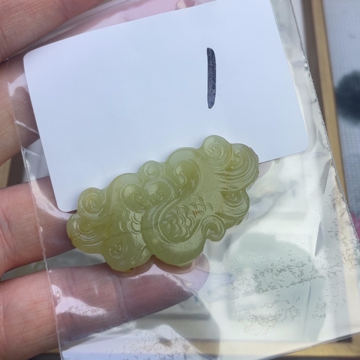 蛇纹石玉合金颈饰