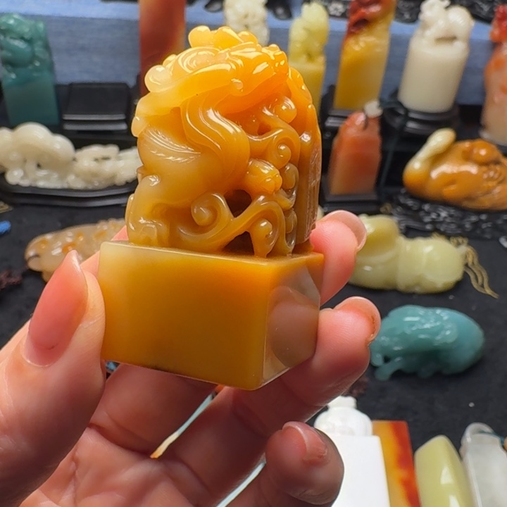 麟***翼寿山石印石芙蓉石