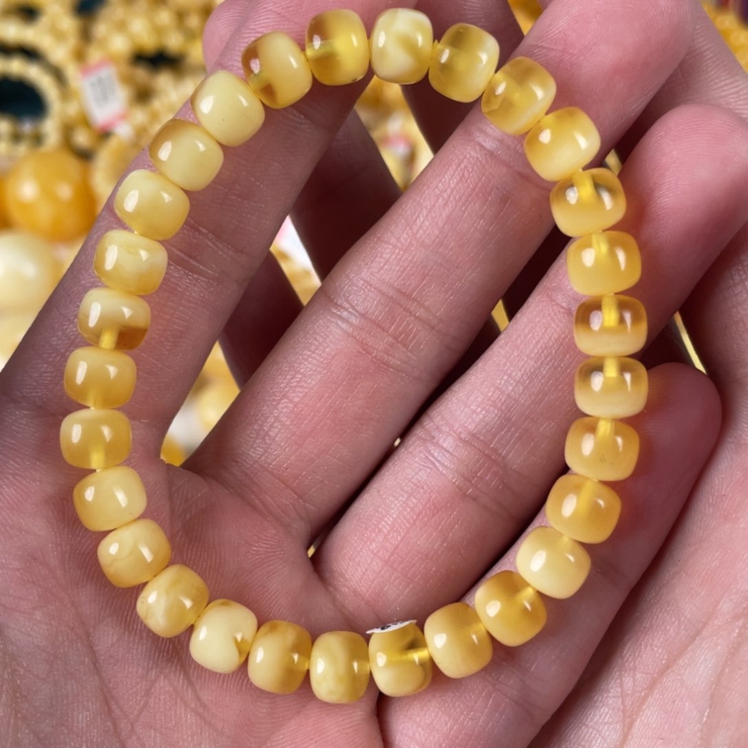 蜜蜡裸石未镶嵌单圈8+