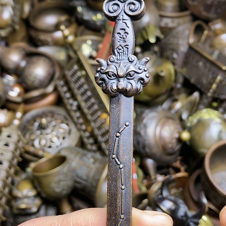 精美铜器，做工精致