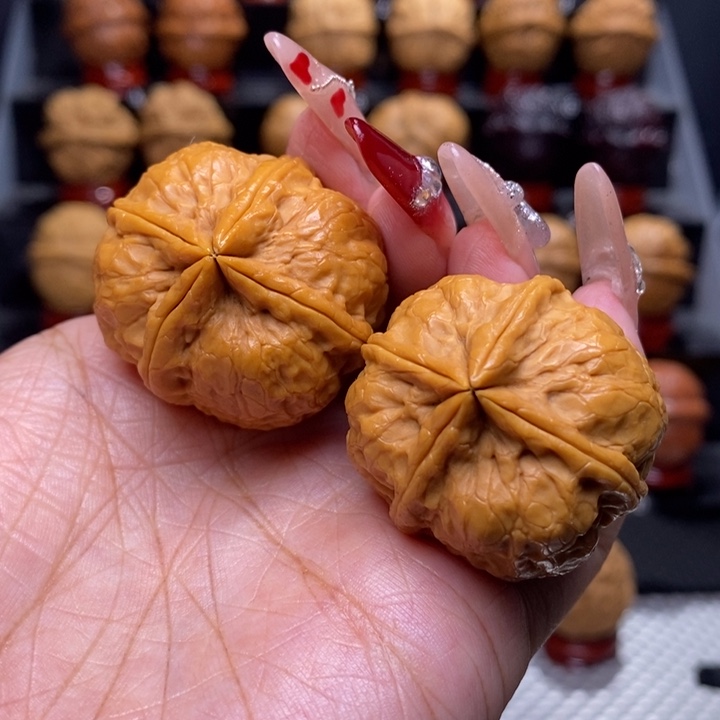 文玩核桃把件佤**哥方印四棱3号