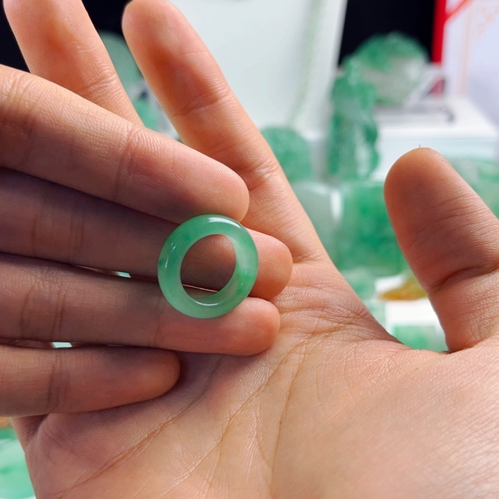 石英质玉戒圈合金