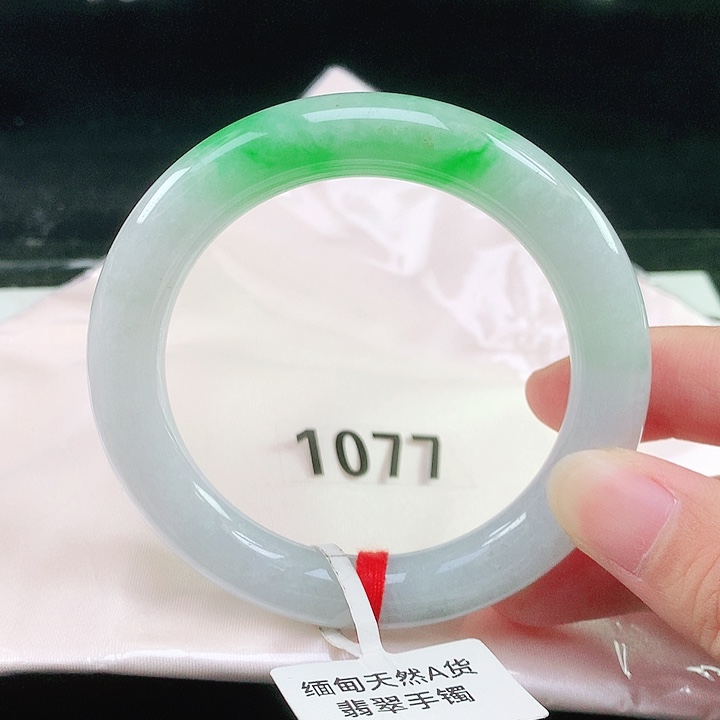 未镶嵌手镯翡翠翡翠手镯