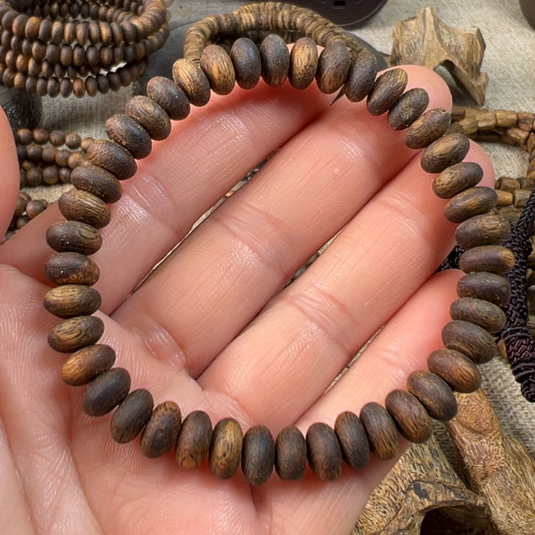沉香手串0.8奇楠算盘珠单圈