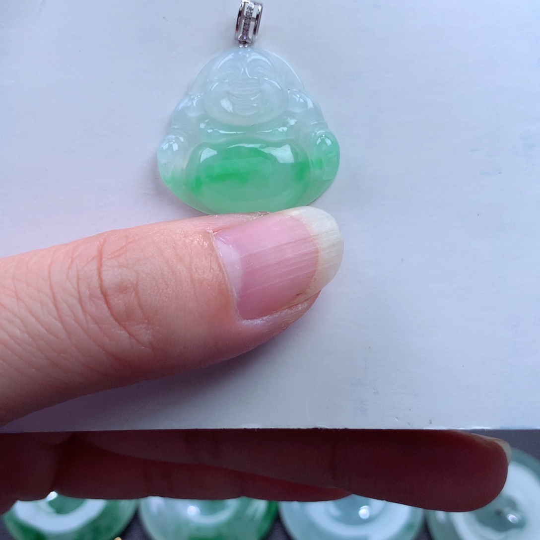 翡翠吊坠(不含链)18K金镶嵌小***麻