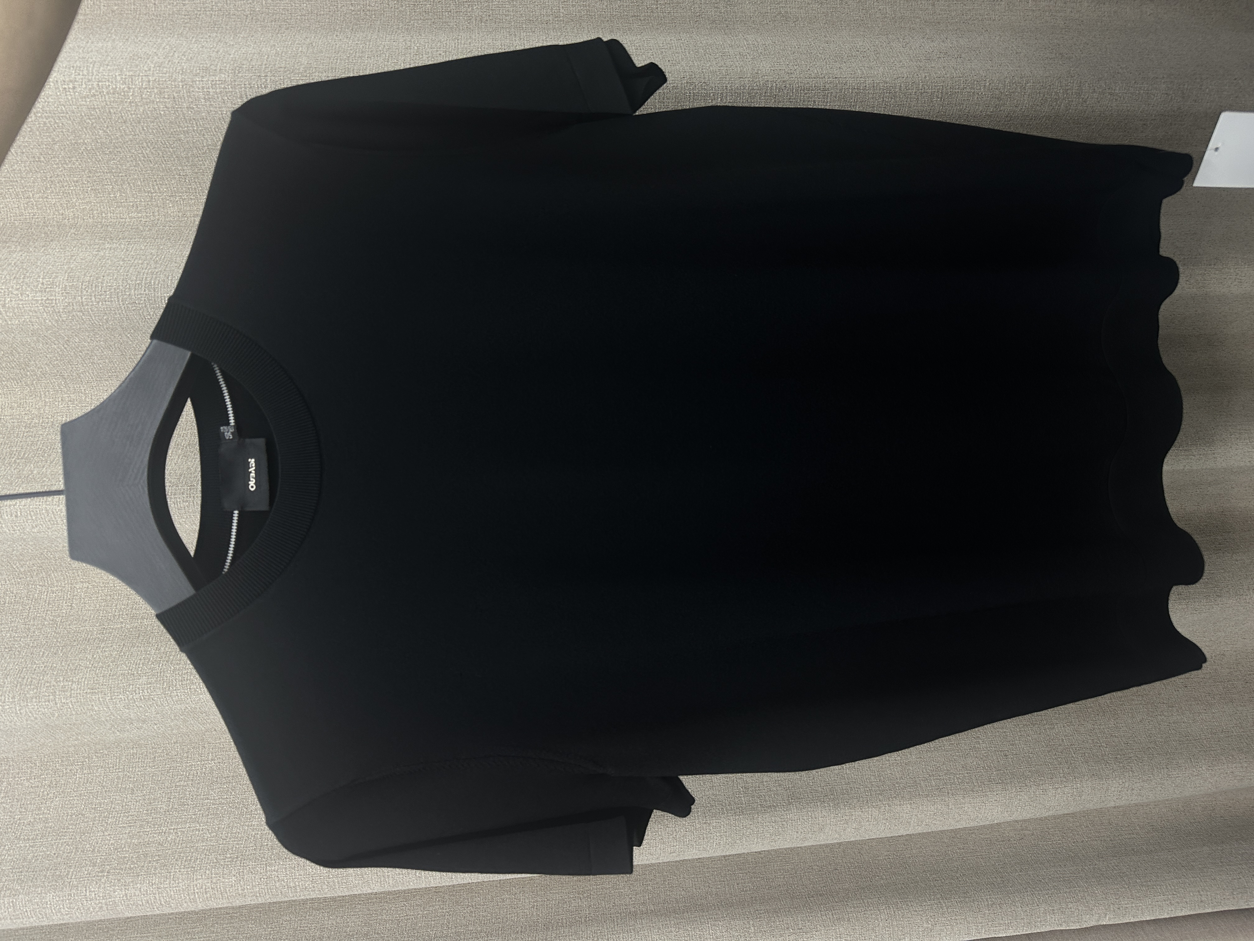 男士轻商务针织短袖