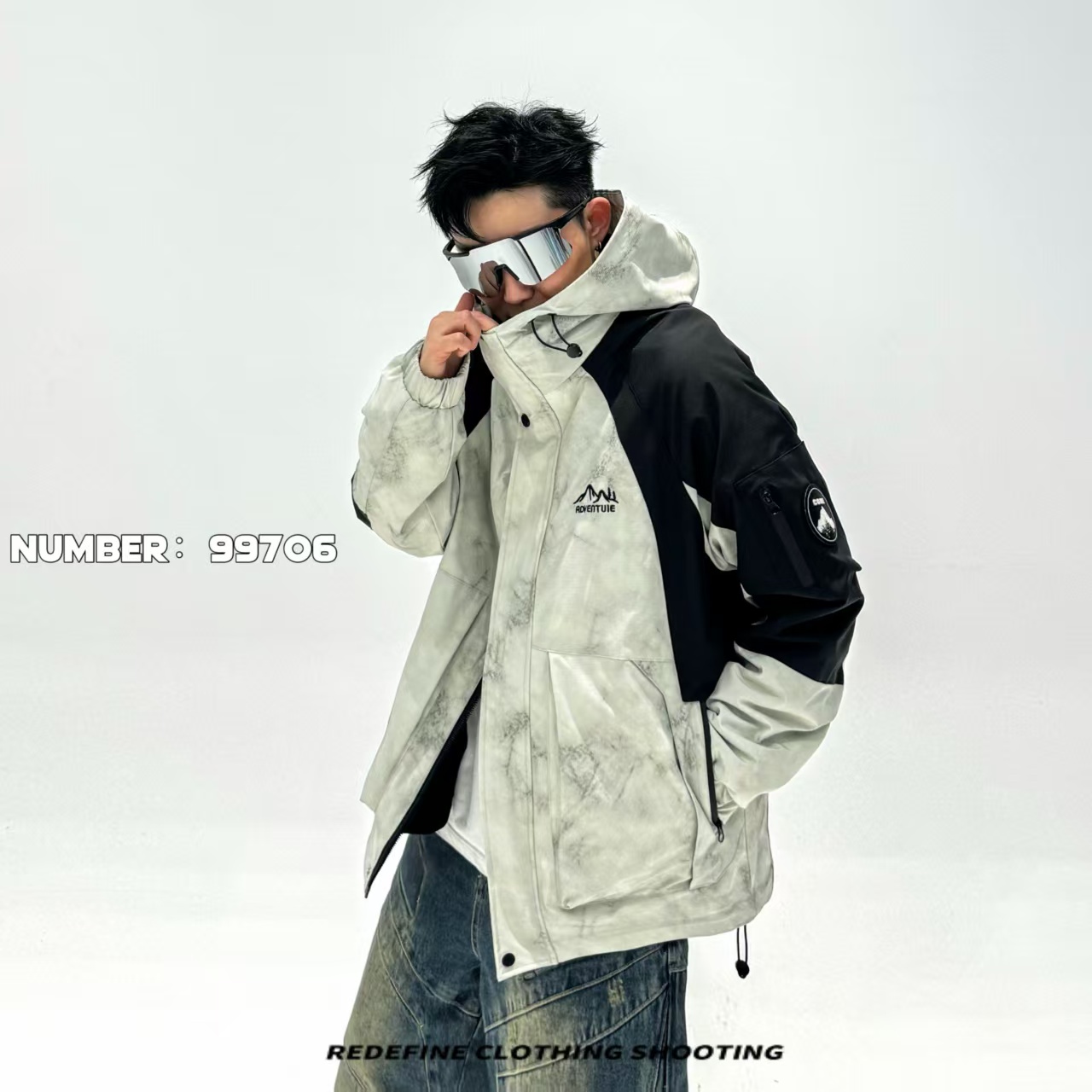 户外男女防水防风情侣三合一冲锋衣连帽时尚百搭夹克秋冬外套