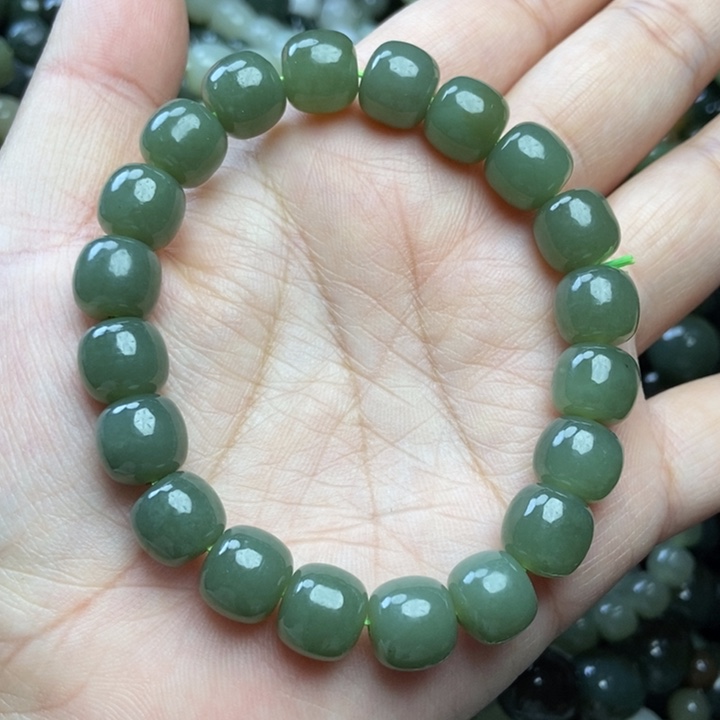 和田玉未镶嵌手链卡10