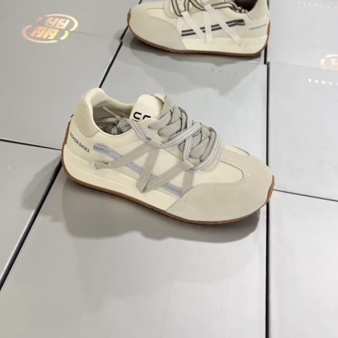 诗涵家 真皮厚底德训板鞋168-1832