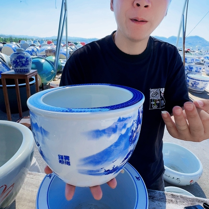 瓷片直径22，高15。。。