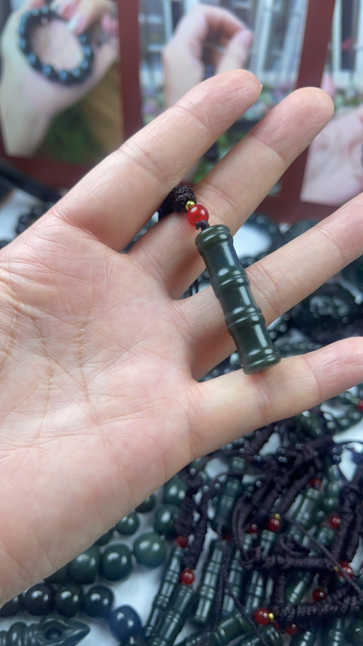 和田天青玉竹节吊坠