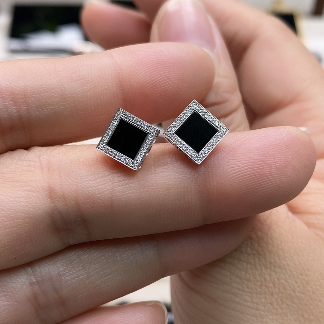 翡翠18K金镶嵌耳饰